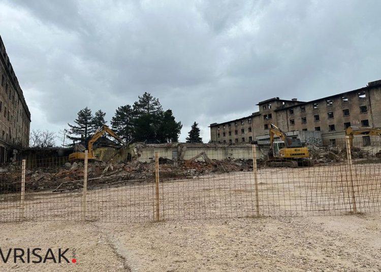 Počelo rušenje Duhanske stanice u Širokom Brijegu