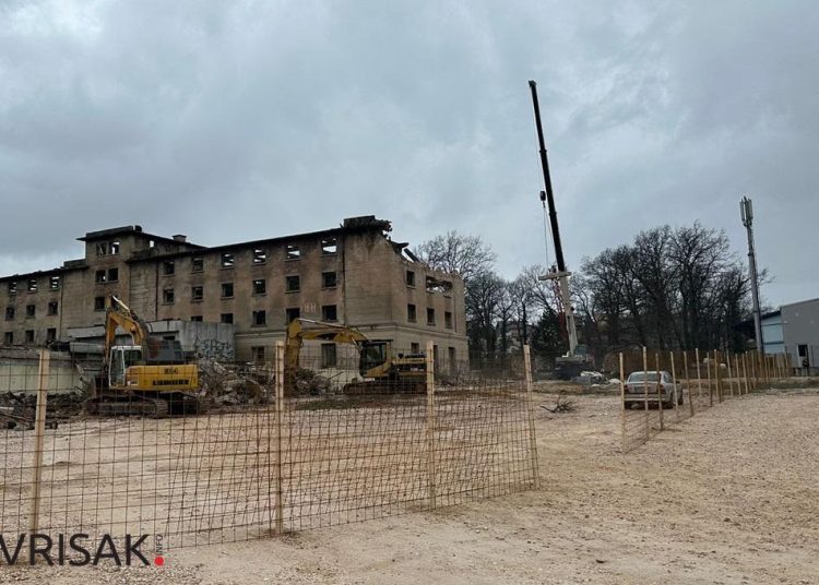 Počelo rušenje Duhanske stanice u Širokom Brijegu
