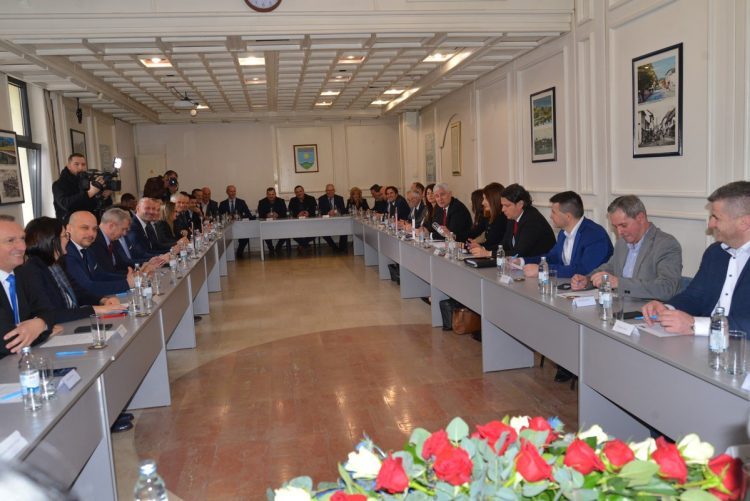 XIX. Koordinacija načelnika/gradonačelnika/županijskih premijera s predsjednikom HDZ-a BiH