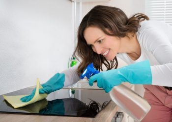 Ovako ćete najlakše očistiti indukcijsku ploču!