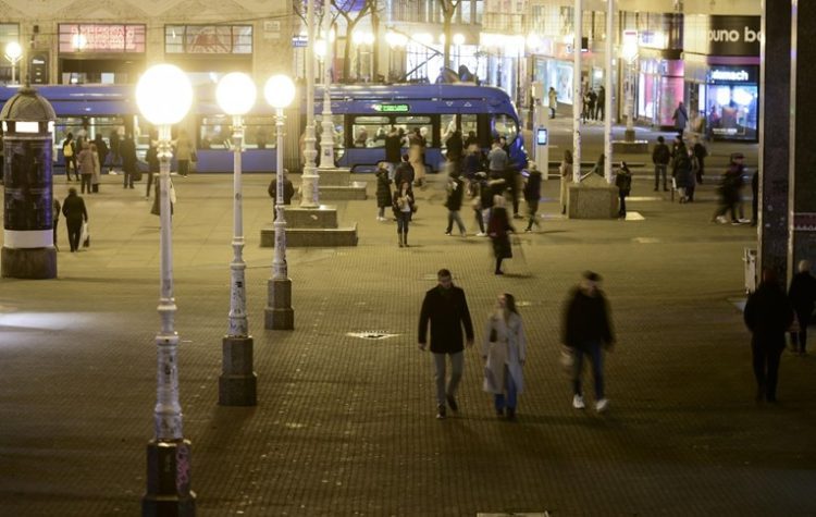 Statistički podaci kažu da je u Hrvatskoj najsigurnije hodati noću sam