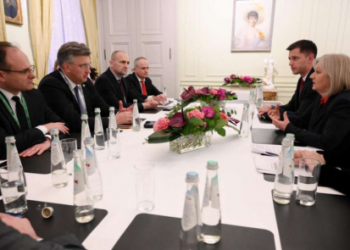 Plenković s Krišto: Hrvatska se nastavlja snažno zalagati za europski put BiH