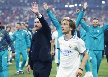 Bomba iz Madrida: ‘Ancelotti dao Modriću ponudu koju mnogi sanjaju! Evo kako je reagirao Vatreni‘