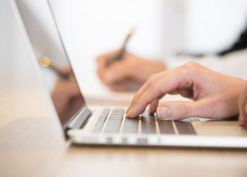 Digitalizacijom institucija građanima u FBiH uskoro se više neće tražiti “još jedan papir”