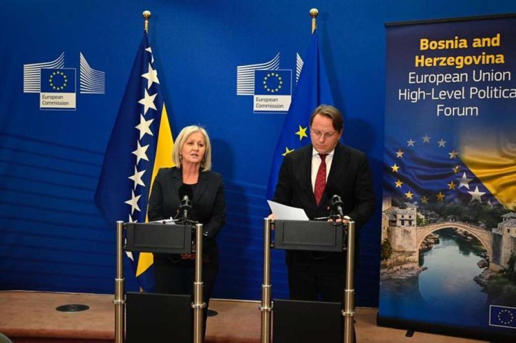 Krišto uputila pismo Varheljiju, naglasila što je učinjeno na europskom putu za godinu dana