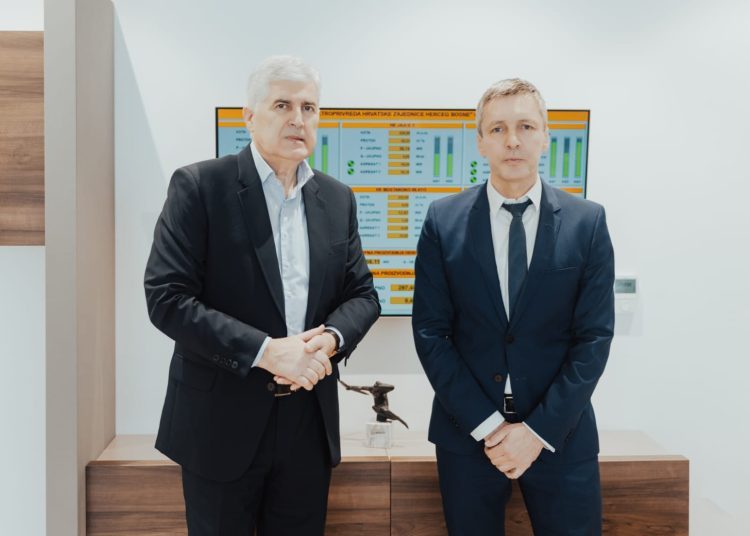 Čović posjetio HT Eronet, Hrvatsku poštu Mostar i Elektroprivredu HZ HB