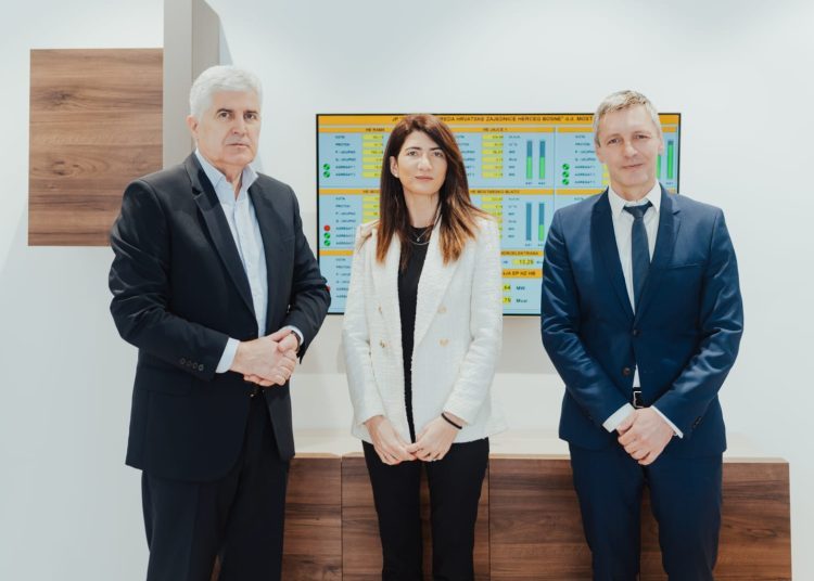 Čović posjetio HT Eronet, Hrvatsku poštu Mostar i Elektroprivredu HZ HB