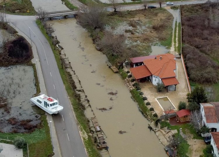 Foto i video: Pogledajte kako poplavljeni Nin izgleda iz zraka