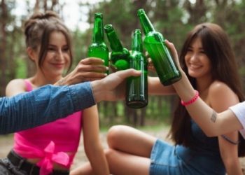 Djeca u BiH već s 13 godina poči­nju s kon­zu­mi­ra­njem alko­hola