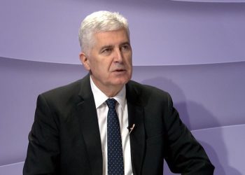 Čović: Moramo pokazati da smo narod, da nismo neko pleme ni šverceri koje možete kupiti za sto maraka