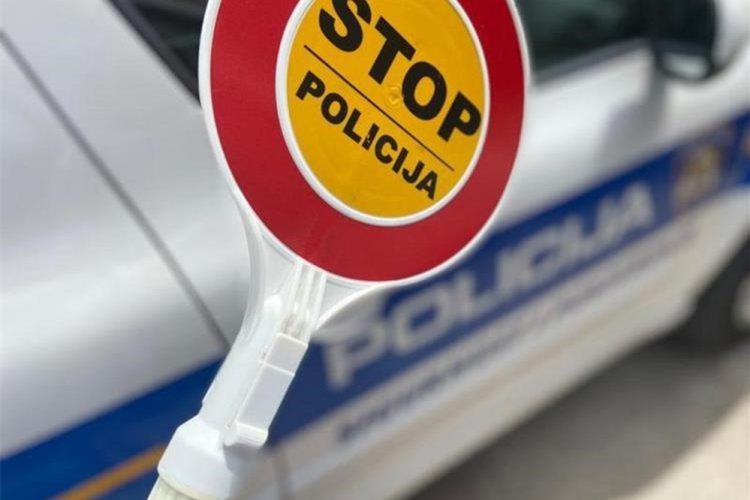 Državljaninu BiH 15 dana zatvora u Hrvatskoj zbog pijane vožnje u suprotnom smjeru