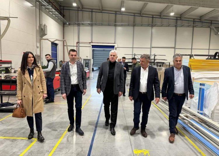 Dragan Čović posjetio tvrtku „KS Tueren“ u Širokom Brijegu