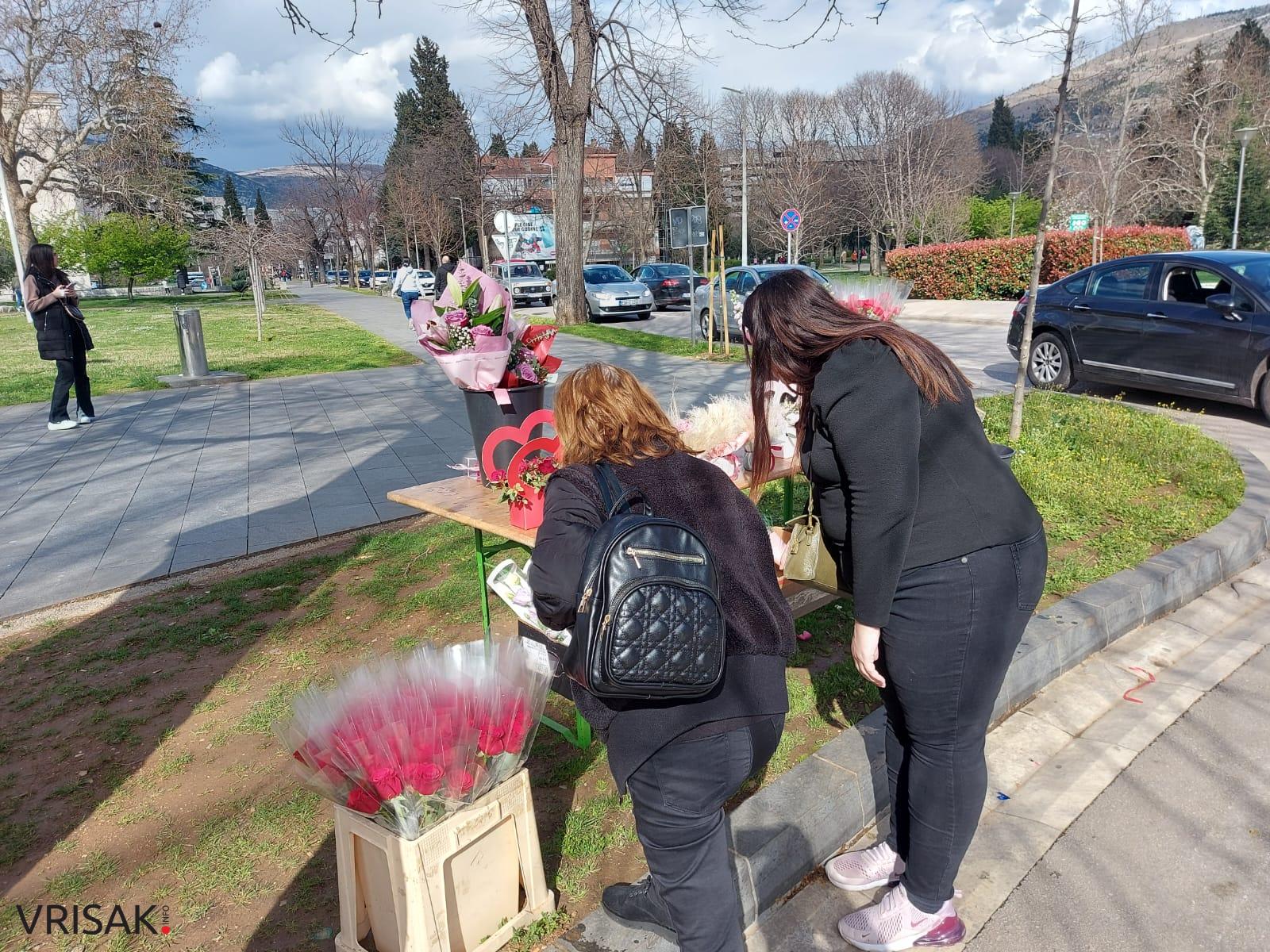 Prodaja cvijeća na Dan žena ide odlično, provjerili smo kako se kreću cijene