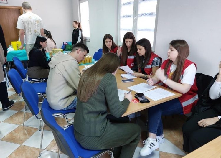 Široki Brijeg: Srednjoškolci darovali 43 doze krvi