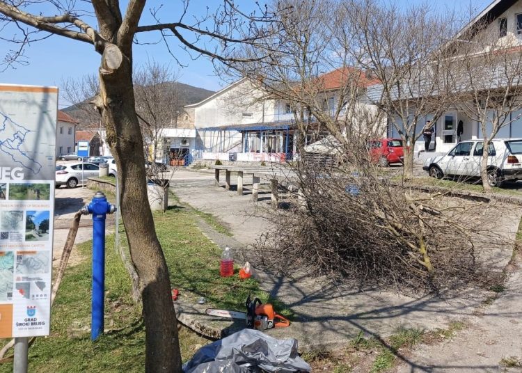 Široki Brijeg: Vatrogasci očistili i uredili središte Kočerina