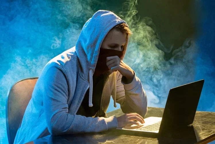 Prevaranti preko lažnih igrica i profila u BiH vrebaju djecu i tinejdžere