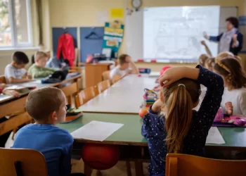 Katastrofalna demografska slika: Za pet godina u FBiH skoro 13.000 manje osnovaca!