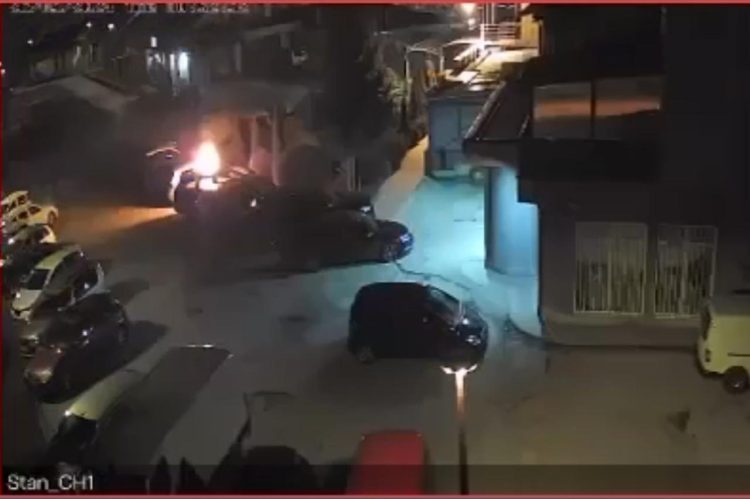 Zastupniku iz Skupštine Županije Središnja Bosna Anti Lozančiću zapaljen automobil
