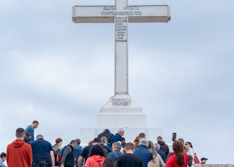 Obilježena 90. obljetnica od završetka izgradnje križa na Križevcu i slavlja prve svete mise