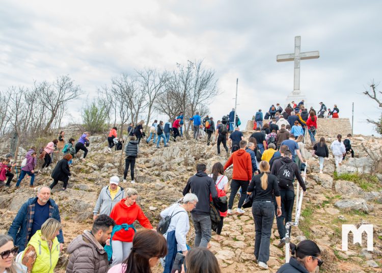 Obilježena 90. obljetnica od završetka izgradnje križa na Križevcu i slavlja prve svete mise