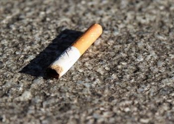 Ovaj europski grad kreće u obračun s neodgovornim građanima: Samo će bacanje opuška naplaćivati 250 eura