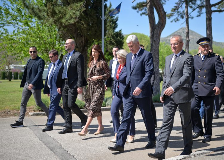 Obilježena 32. obljetnica Hrvatskog vijeća obrane