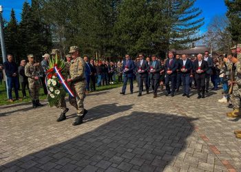 32. obljetnica poginulih branitelja hrvatskog naroda na Kupresu (FOTO)