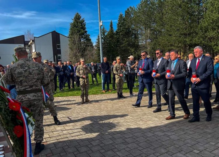 32. obljetnica poginulih branitelja hrvatskog naroda na Kupresu (FOTO)