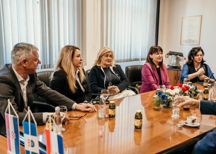 Potpisan ugovor o obnovi Gimnazije fra Dominika Mandića