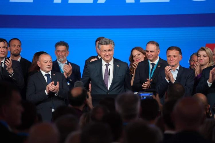 Plenković: Uskoro ćete saznati s kim ćemo imati većinu, s nekima smo se već čuli