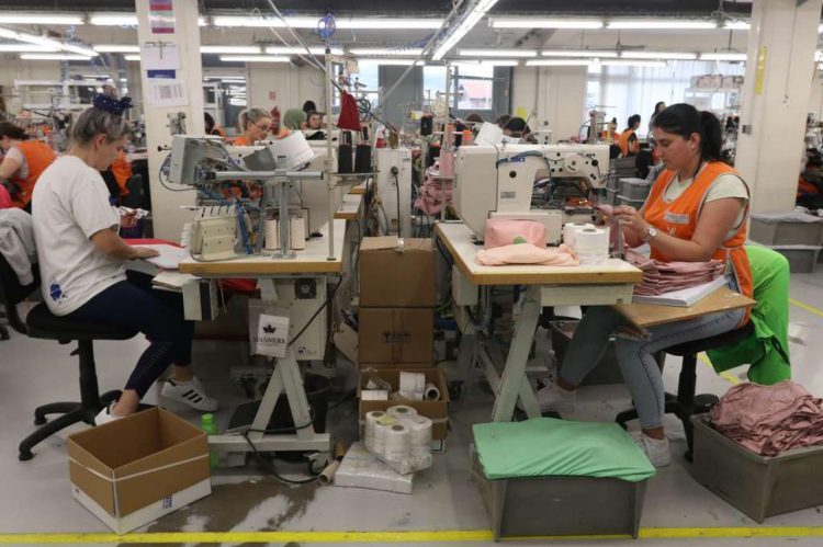 U FBiH industrijska proizvodnja u ožujku manja za 7,5 posto, godišnji pad 9,3 posto