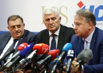 Parlament može prije raspisivanja izbora promijeniti Schmidtov zakon i spriječiti eskalaciju krize