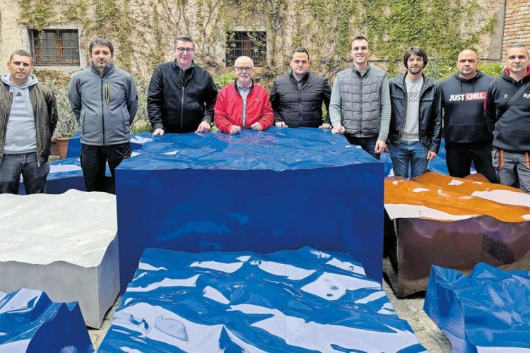 BiH na Bijenalu predstavlja akademski kipar Stjepan Skoko s projektom “Mjera mora” koji tematizira njezin mediteranski identitet