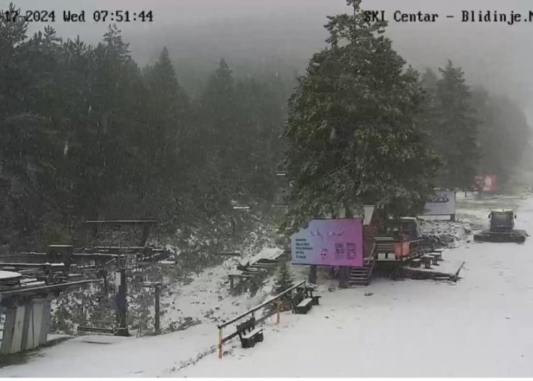 Snijeg pao na Blidinju (FOTO)