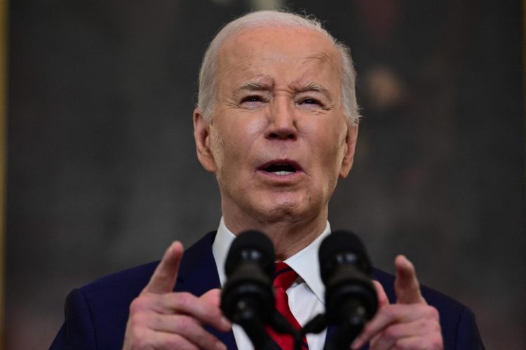Biden potpisao zakon kojim se daje ključni paket pomoći Ukrajini