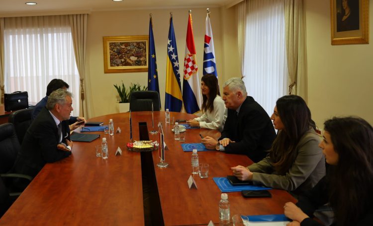 Čović sa Sattlerom razgovarao o nastavku reformi uključujući i Izborni zakon