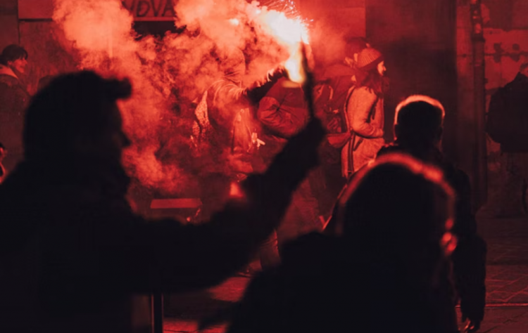 Navijački neredi u Mostaru: Jedna osoba ozlijeđena u otmici transparenta