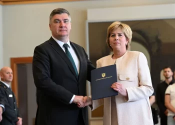 Milanović posmrtno dodijelio počasni čin brigadnog generala HV-a Mići Lasiću