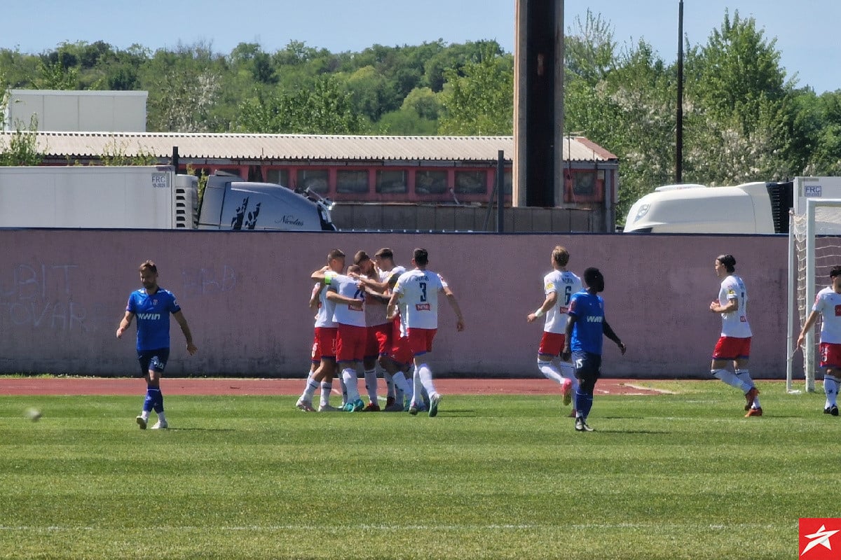 Borac odnio bodove s Bara, Široki ogorčen suđenjem