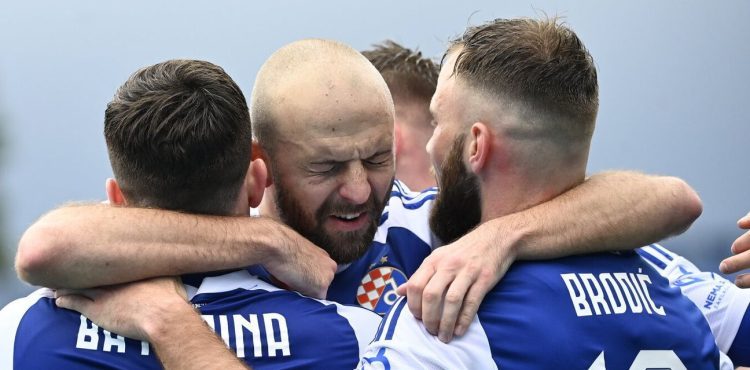 Dinamo pobjedom nad Varaždinom smanjio zaostatak za Rijekom na samo dva boda