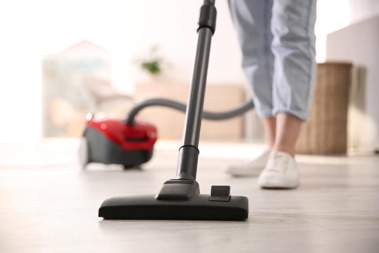 Ovih 6 stvari nikada ne biste trebali usisavati: Mogli bi si stvoriti ogromne troškove