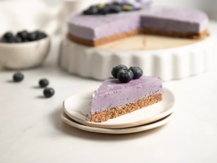 Jednostavan cheesecake s pudingom od borovnica