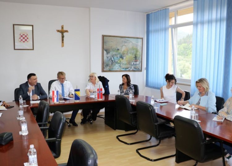 Veleposlanik Kraljevine Norveške u BiH posjetio Županiju Zapadnohercegovačku