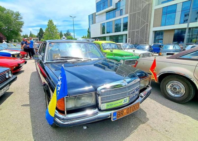 Vrijedni oldtimer eksponati u Mostar privukli brojne posjetitelje