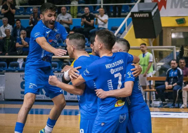 Hercegovina uvjerljivo pobijedila Sarajevo na Pecari i došla na korak do naslova prvaka!