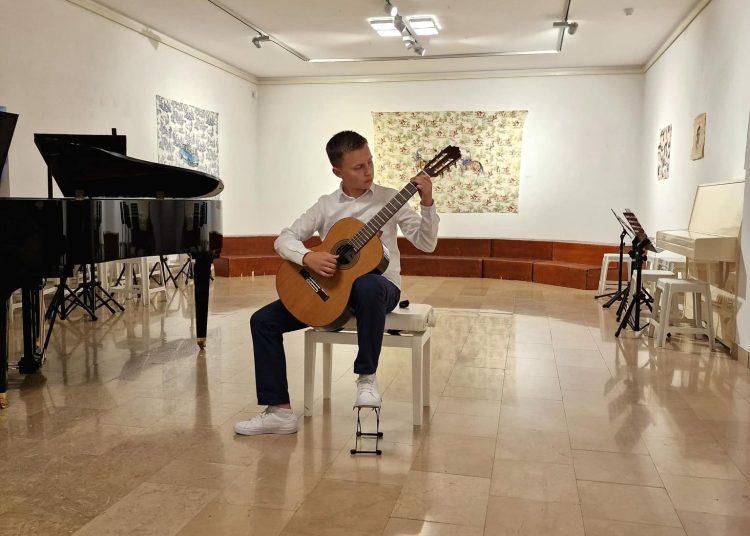 Održan koncert Glazbene škole Široki Brijeg pod nazivom „Večer hrvatskih skladatelja“