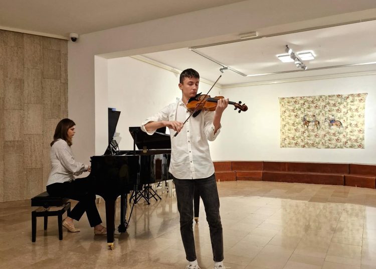 Održan koncert Glazbene škole Široki Brijeg pod nazivom „Večer hrvatskih skladatelja“