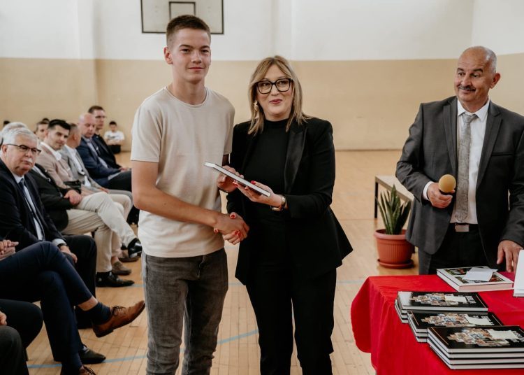 Proslavljen Dan Prve osnovne škole Široki Brijeg