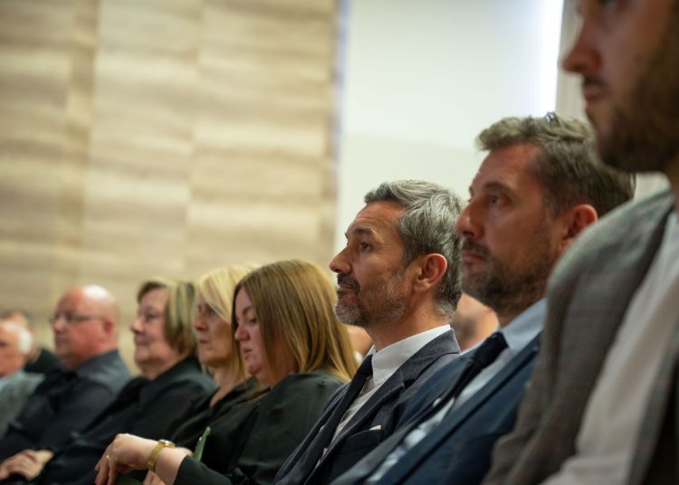 Održana komemoracija za prvog intendanta HNK Mostar Ivana Ovčara