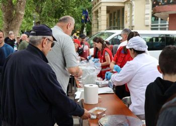 Međunarodni praznik rada obilježen u Mostaru dijeljenjem graha